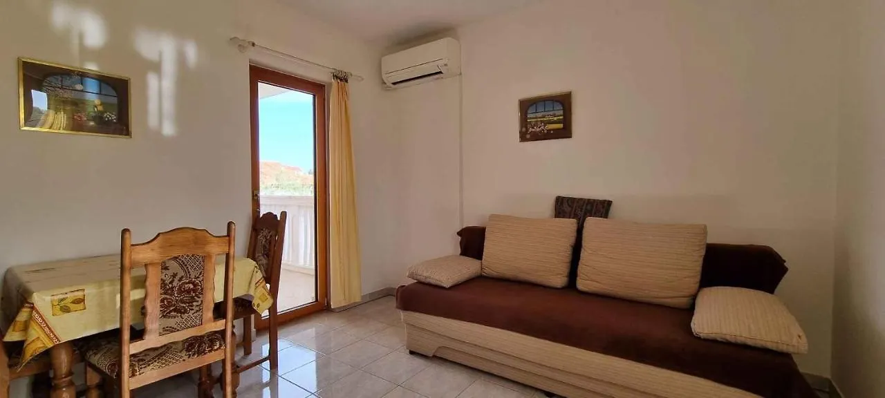Apartment In Medulin With One-Bedroom 4